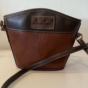Vtg Studio New York Mini Leather Bucket Crossbody Purse.